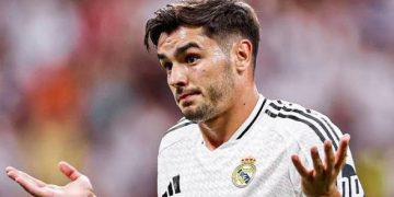 ريال مدريد يتمسك بدياز