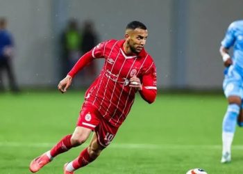 الاتحاد الليبي يُبقي على نجمه المغربي الزرهوني