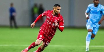 الاتحاد الليبي يُبقي على نجمه المغربي الزرهوني