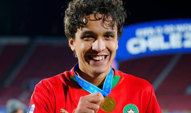 بورتو يدخل سباق التعاقد مع الدولي المغربي علي معمر