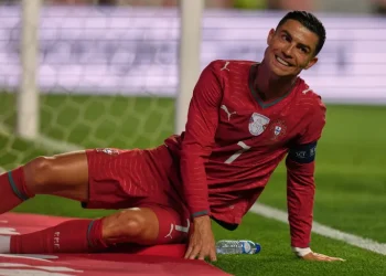 هل يكون ألميريا وجهة رونالدو القادمة؟