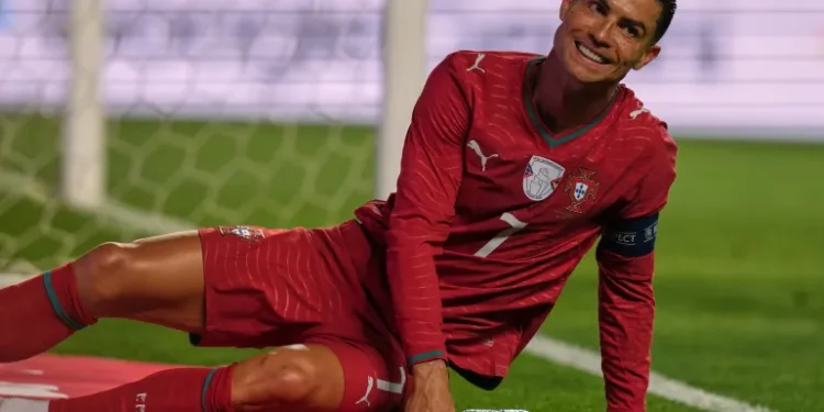 هل يكون ألميريا وجهة رونالدو القادمة؟