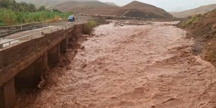نشرة إنذارية: زخات رعدية وبرد ورياح قوية تضرب عدداً من المدن المغربية