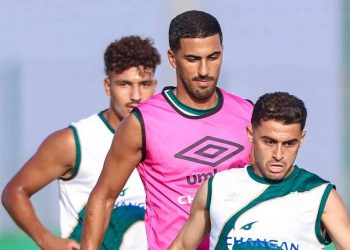 ودية الرجاء وفالنسيا مهددة بالإلغاء