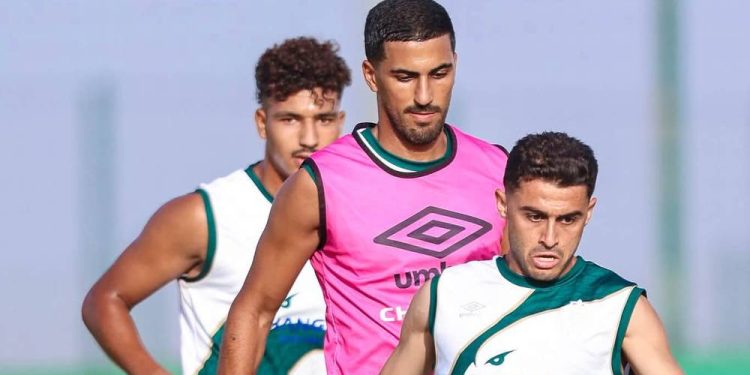 ودية الرجاء وفالنسيا مهددة بالإلغاء