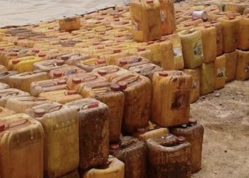 “كميات من الكازوال تثير استنفارًا أمنيًا بمنطقة سيدي البطاش بإقليم الصويرة”