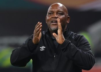 موسيماني يعود لقيادة منتخب جنوب إفريقيا
