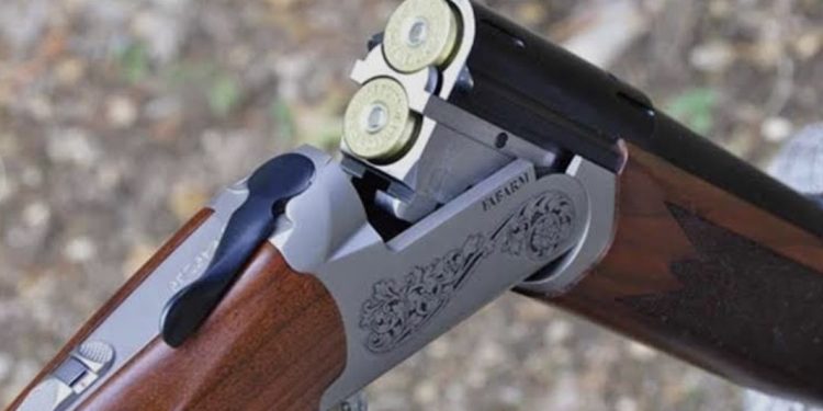 الدرك الملكي بسعادة يفك لغز سرقة بندقية ويوقف شخصين ضواحي مراكش