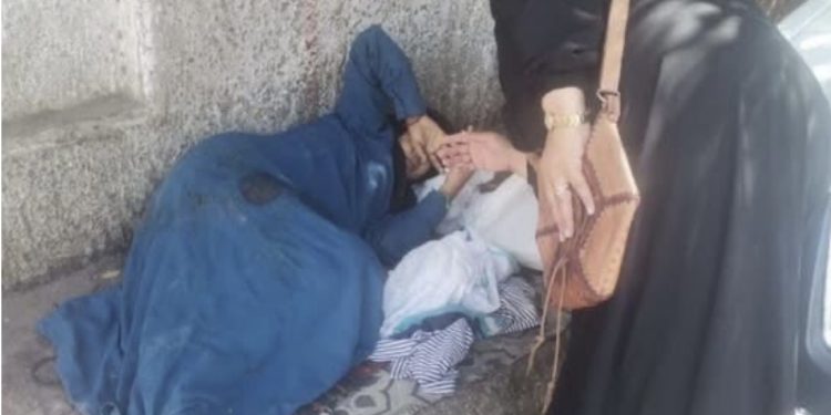 ولادة أمام باب مركز صحي بالحسيمة تثير تساؤلات حول واقع الخدمات الصحية بالمناطق القروية