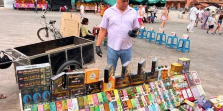 حجز 150 علبة من المنتجات المهيجة جنس-يا   خلال حملة بساحة جامع الفنا بمراكش