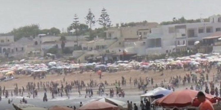 إخلاء بنايات بشاطئ بوزنيقة لتحرير 4 كيلومترات وإعادة تأهيل الواجهة البحرية