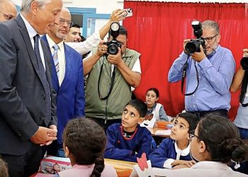 رابطة الكتبيين تصعّد لهجتها: استمرار خصاص الكتب المدرسية وتعليق الحوار مع وزارة التربية