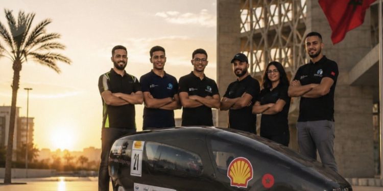 طلبة مهندسون بأكادير يبتكرون سيارة تقطع 250 كيلومتراً بلتر واحد من البنزين