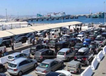قبل عبور الجزيرة الخضراء.. مواد غذائية قد تُصادر من أمتعة الجالية المغربية