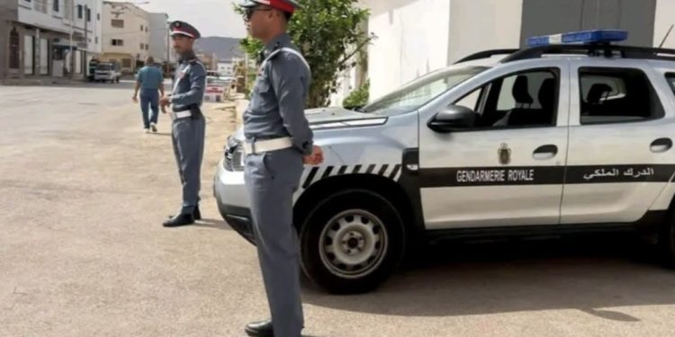 الدريوش.. حملة ميدانية للدرك الملكي لمراقبة مستعملي الطريق وتعزيز السلامة الطرقية