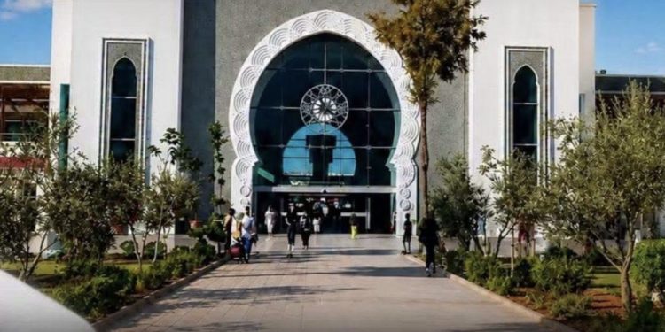 فاس.. توقيف قاصر للاشتباه في حيازتها أقراصاً طبية مرتبطة بعمليات إجها-ض