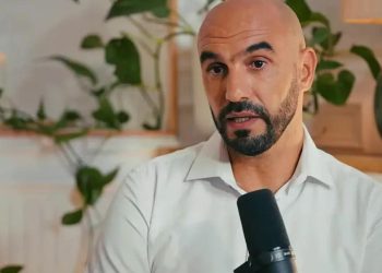 الركراكي يروي كواليس ركلة جزاء دياز في نهائي “كان 2025”