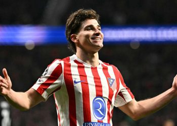 أتلتيكو مدريد يحدد مصير ألفاريز