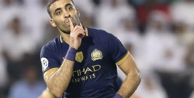 حمد الله يكتب اسمه بذهب الدوري السعودي
