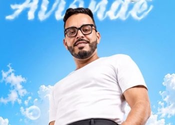 رشيد رفيق يعلن عن جولة جديدة لعرضه الكوميدي “Mode Avionde”