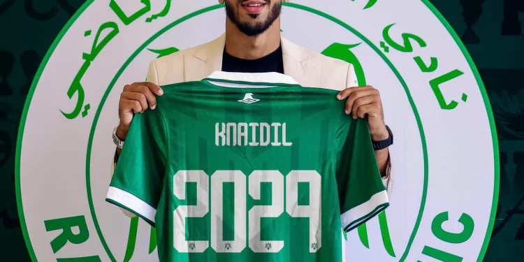 قنيديل يتجاوز الإصابة ويشارك في تداريب الرجاء