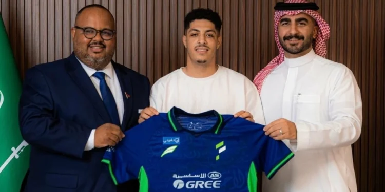 الفتح السعودي يعلن تعاقده مع المغربي حسام الصادق