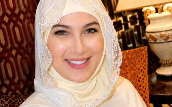 خولة الفايض تستعد لاستقبال أكثر من 850 متبعة في حفل استثنائي بمدينة الدار البيضاء