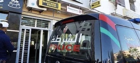 توقيف شخصين بطنجة للاشتباه في تورطهما في سرقة وكالات لتحويل الأموال