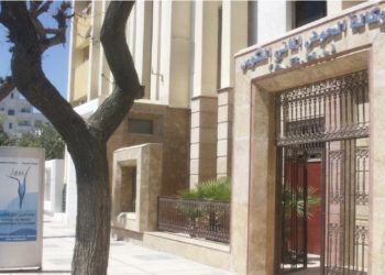 وكالة الحوض المائي اللكوس تكثف أشغال تنظيف مجاري الأودية بتطوان استعداداً لموسم الأمطار