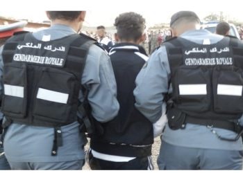 النصب بـ”السماوي” يهز سوق الزراردة.. توقيف شخصين والاستيلاء على 8500 درهم