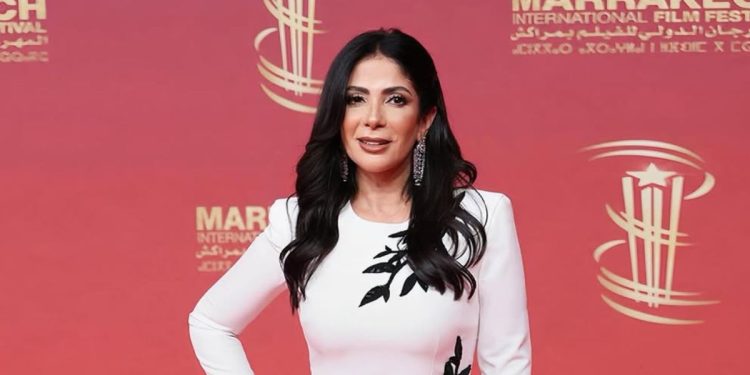 منى زكي ترد على أنباء الحجز على أموالها وتوضح تفاصيل القضية