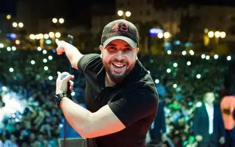 عبد الحفيظ الدوزي يضرب موعداً مع جمهوره في فرنسا بحفل مرتقب