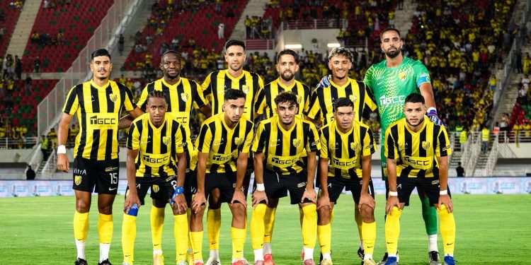 المغرب الفاسي يواجه رحيمو وعينه على بطاقة التأهل