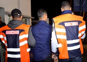 البيضاء: توقيف ثلاثة أشخاص للاشتباه في تورطهم في إضرام النا_ر والشغب الرياضي بمنطقة الرحمة
