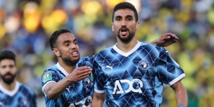 قرار جديد في بيراميدز يعيد وليد الكرتي إلى دائرة اهتمام الوداد