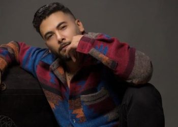 منعم السليماني يشوق جمهوره لجديده الفني من داخل الاستوديو