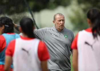 الجامعة تعلن تعاقدها مع إيريك بلاهيك لقيادة المنتخب الوطني النسوي