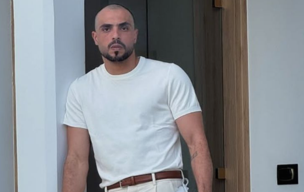 “صوتك ماشي حقيقي؟”..عبد العزيز وانزة يرد على المشككين ويتحدى بالعمل المقبل