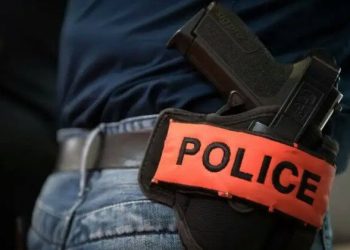 ضابط شرطة بسيدي بنور ينهي حياته بسلا_حه الوظيفي