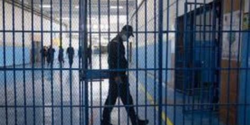 «بعد 26 عاماً من الجريمة.. 140 سنة سجناً في قضية مقت-ل حاكم سيدي العايدي »