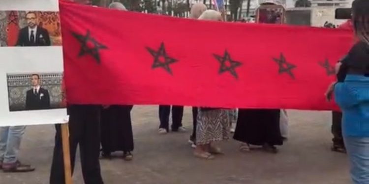 احتجاج أمام ولاية الدار البيضاء.. سكان المدينة القديمة يطالبون بحقهم في إعادة الإسكان