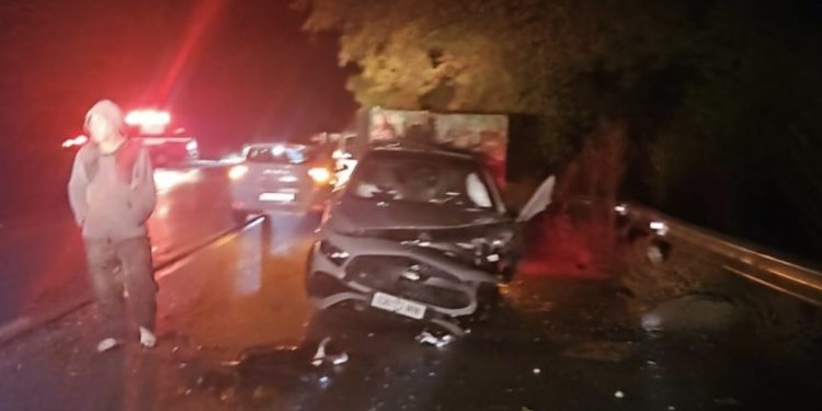 حاد-ث  سير مأساو-ي  بضواحي إفران.. وفا-ة  عنصر من القوات المساعدة وإصابة آخرين وسط شبهات حول سائق تيكتوكر معروف