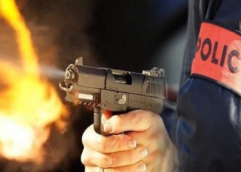 فاس.. استعمال السلا-ح  الوظيفي لتحييد خط-ر  شخص هاجم الشرطة بسلا-ح  أبيض