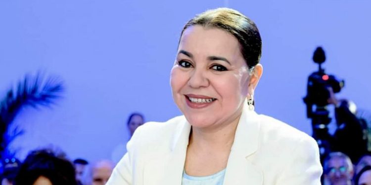 الأميرة للا أسماء تزور مطبخا مركزيا برواندا يوفر آلاف الوجبات الغذائية للمرضى بدعم مغربي