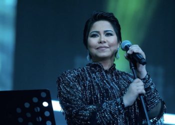 شيرين عبد الوهاب تطرح أغنيتين جديدتين وتواصل نشاطها الفني