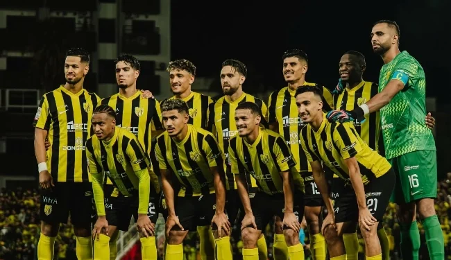 حكم قمري يقود مواجهة المغرب الفاسي وأسيك ميموزا بمكناس